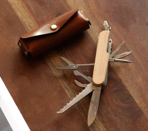 OLD GUARD - MULTI PURPOSE POCKET KNIFE